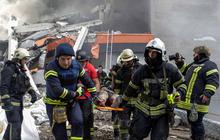FOTO: Serangan Rusia di Kota Kharkiv Ukraina, Sedikitnya Lima Orang tewas