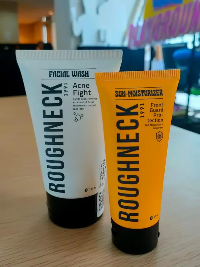 Roughneck Daily Facial Wash Acne Fight dan Roughneck Daily Sun-Moisturizer Front Guard Protection