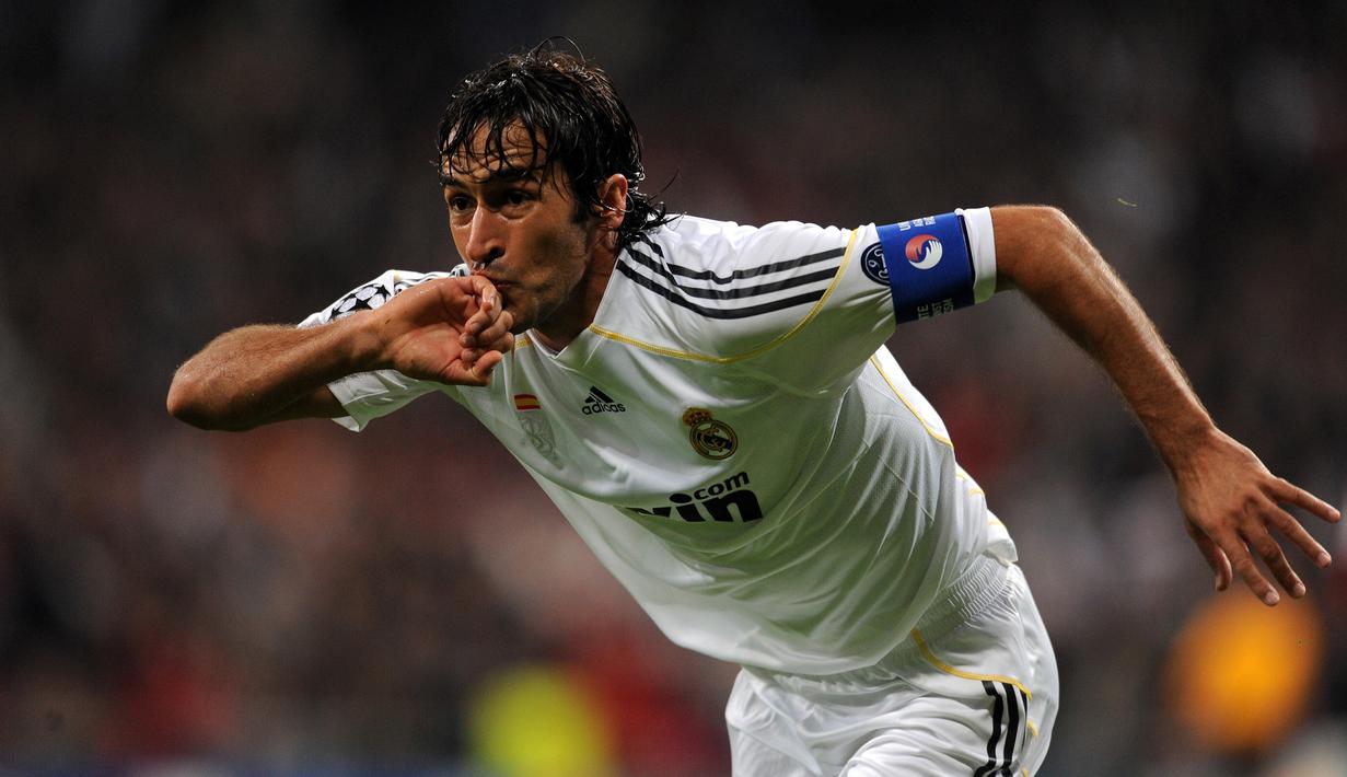 3. Raul Gonzalez (71 gol) - Salah satu legenda Real Madrid ini sangat produktif dalam mencetak gol di kompetisi Liga Champions. Raul Gonzalez tercatat telah mencetak 71 gol di Liga Champions bersama Real Madrid dan Schalke. (AFP/Javier Soriano)