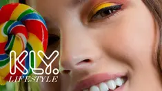 Ingin tampil fresh di musim panas? Tema Sunset Eye akan pas buat kamu! Riasan ini fokus pada permainan warna di area mata. Terinspirasi dari nuansa warna matahari terbenam yang memancarkan dimensi warna cantik sekaligus romantis. Yuk cek tutorialnya!