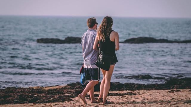 Ilustrasi Relationship Couple