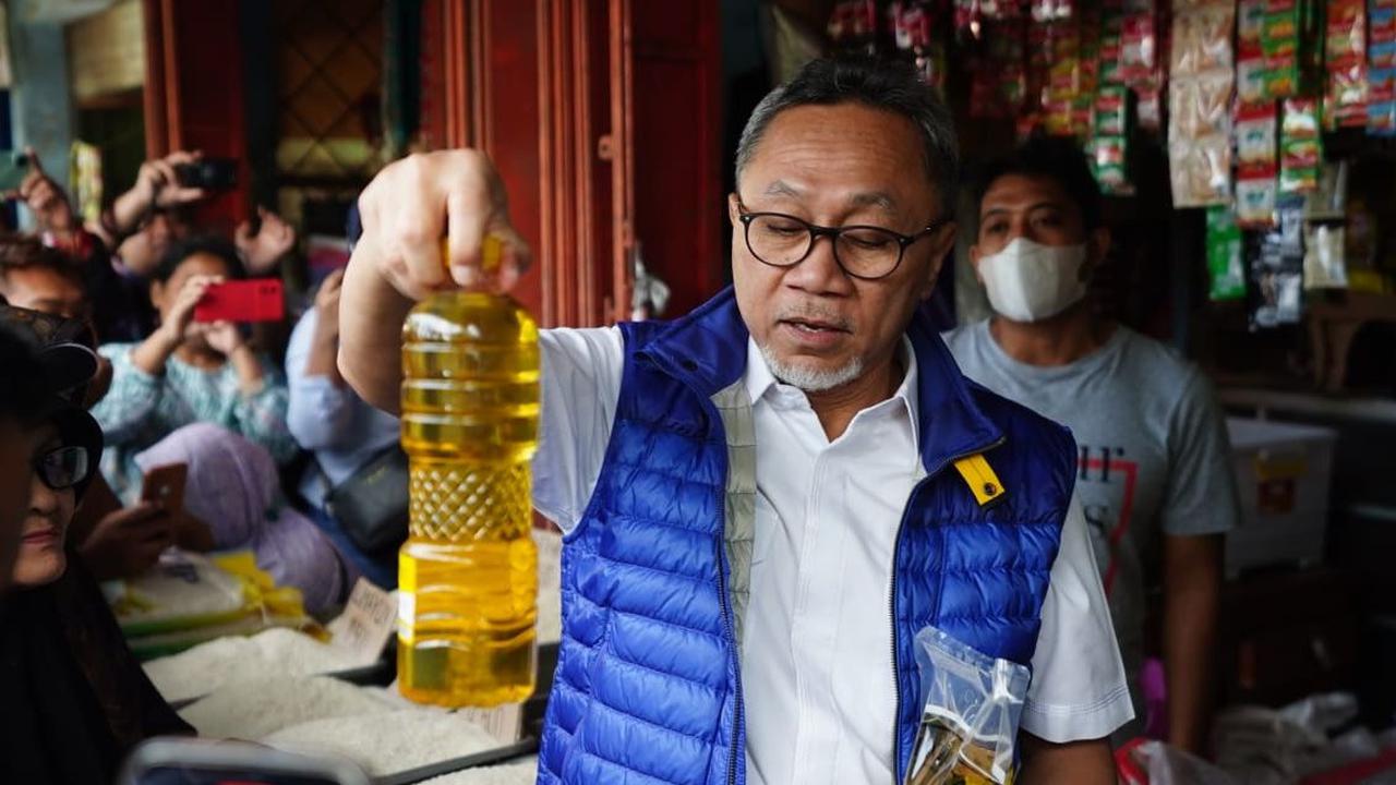 Mendag Zulhas menyampaikan terima kasih terhadap pemerintah daerah terkait dalam upaya menjaga harga balok tetap stabil. Bahkan, di antaranya mengalami penurunan harga.