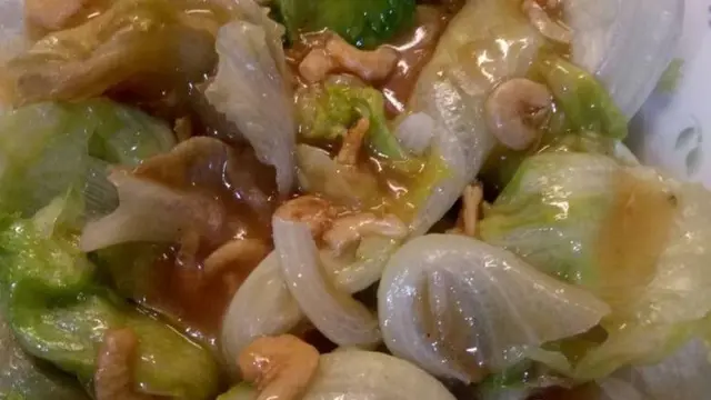 Oseng Selada dengan Saus Ebi