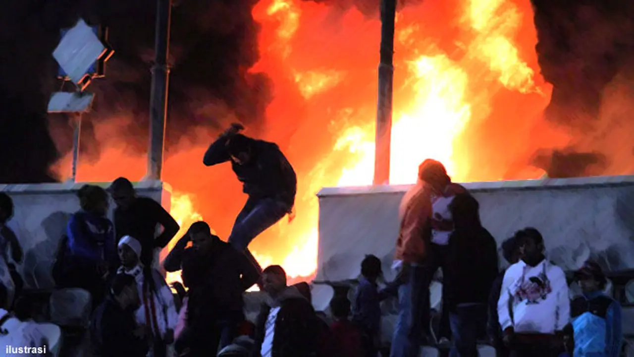 rusuh-suporter-iluts130602c.jpg