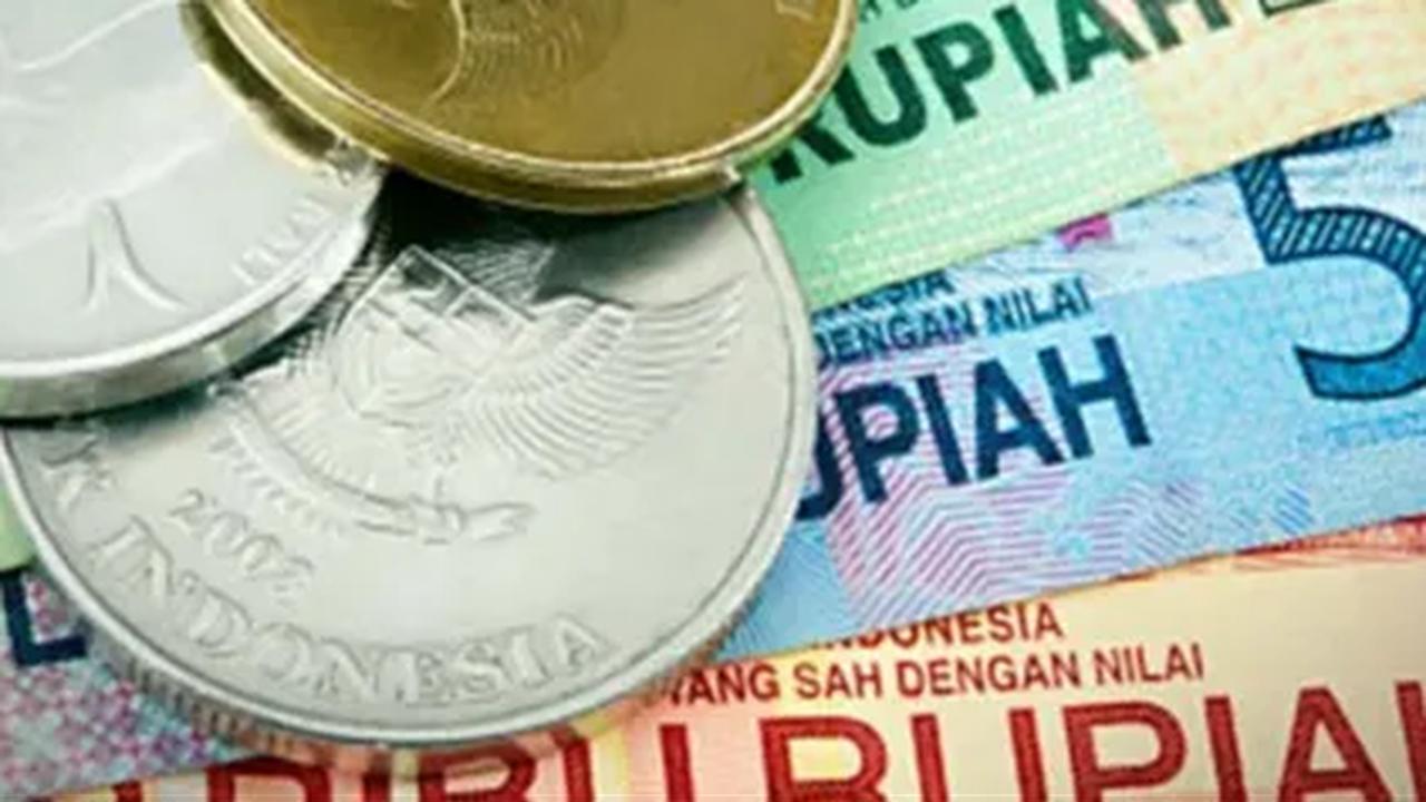 Beberapa hal yang perlu dipertimbangkan terkait redenominasi yaitu kondisi makroekonomi sedang bagus, kondisi moneter dan sistem keuangan yang stabil, serta kondisi sosial politik yang kondusif.