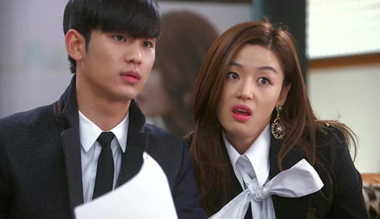 My Love from the Star bercerita tentang  cinta abadi dan hubungan yang melampaui dimensi Do Min Joon (Kim Soo Hyun), alien yang telah hidup di bumi selama lebih dari 400 tahun, bertemu dengan Cheon Song Yi (Jun Ji Hyun), seorang aktris papan atas Hallyu. (Foto: SBS)