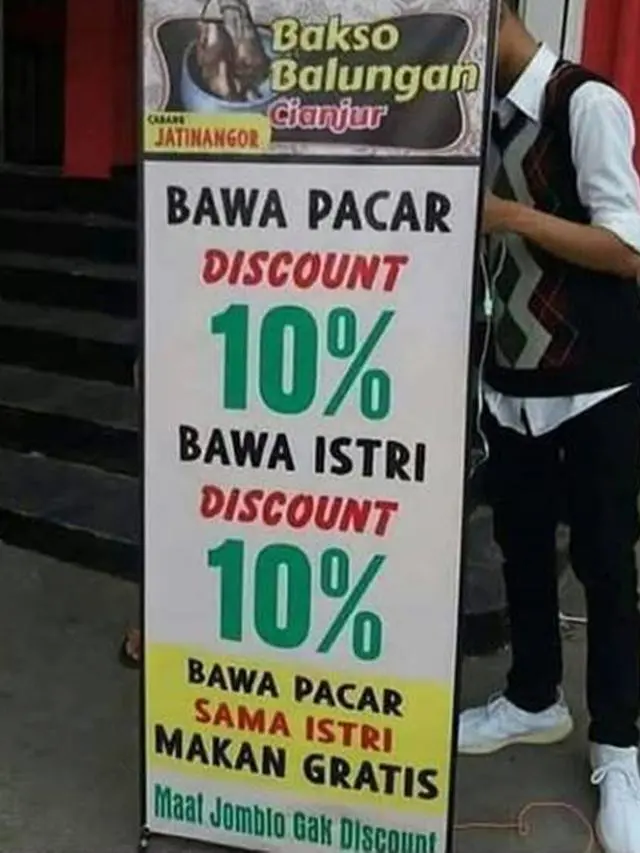 6 Promo Penjual Bakso Ini Kelewat Kreatif, Bikin Ngakak