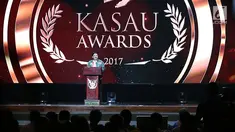 Kepala Staf TNI Angkatan Udara (Kasau) Marsekal TNI Hadi Tjahjanto memberikan sambutan dalam acara KASAU Award di Jakarta, Sabtu (25/11). KASAU Award merupakan ajang untuk para jurnalis dalam pemberitaan TNI AU. (Liputan6.com/Angga Yuniar)
