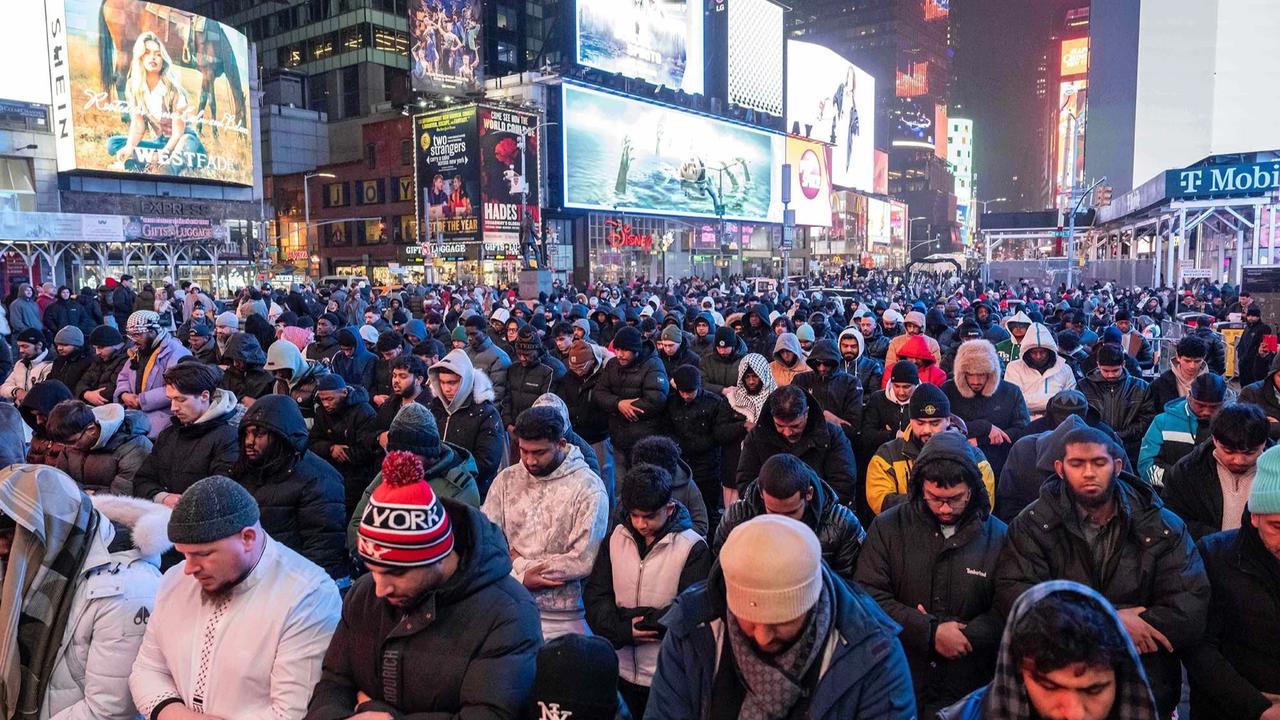 FOTO: Semangat Ramadan Menggema di Times Square New York