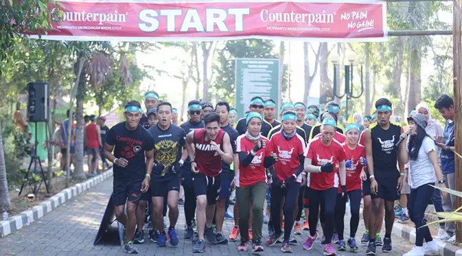 Tantangan ini mampu ditaklukan para peserta Counterpain Mud Warrior 2 di Taman Hutan Raya Bunder, Yogyakarta