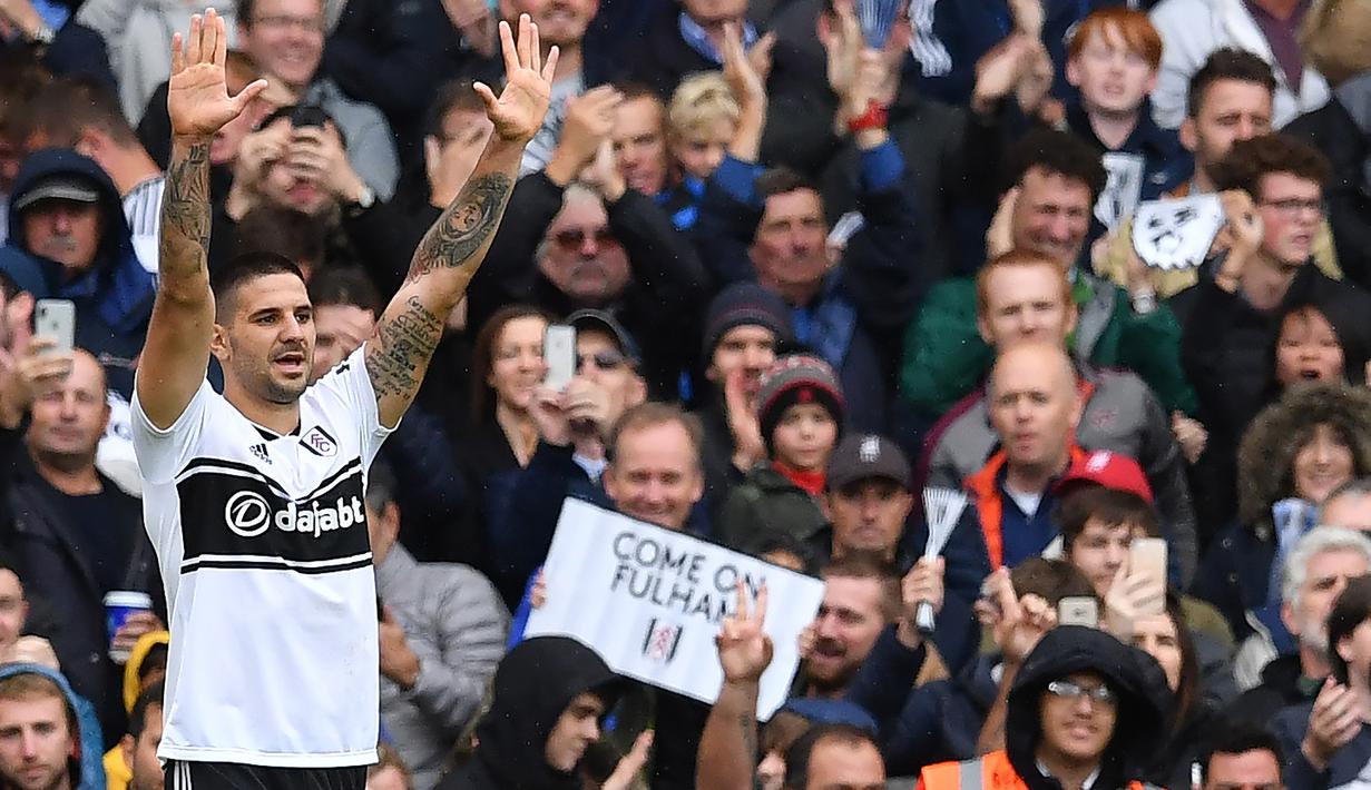 7. Aleksandar Mitrovic (Fulham) - 5 Gol. (AFP/Ben Stansall)