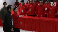 Hasto Kristiyanto Minta Kader Jaga Megawati dari Upaya Adu Domba PDIP