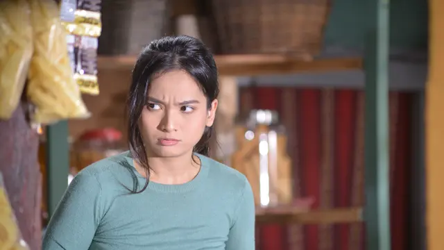 Acha Septriasa di Lokasi Syuting Film Mumun