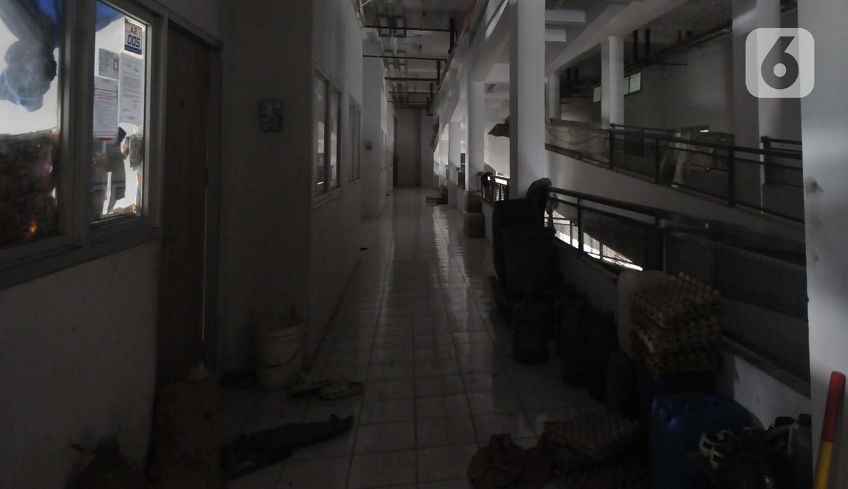 Mereka dipaksa untuk meninggalkan Kampung Susun Bayam (KSB) sebagai tempat hunian mereka. (merdeka.com/Imam Buhori)