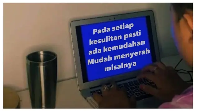 6 Meme Pasrah dengan Kehidupan Ini Kocak, Tetap Dihadapi Meski Berat