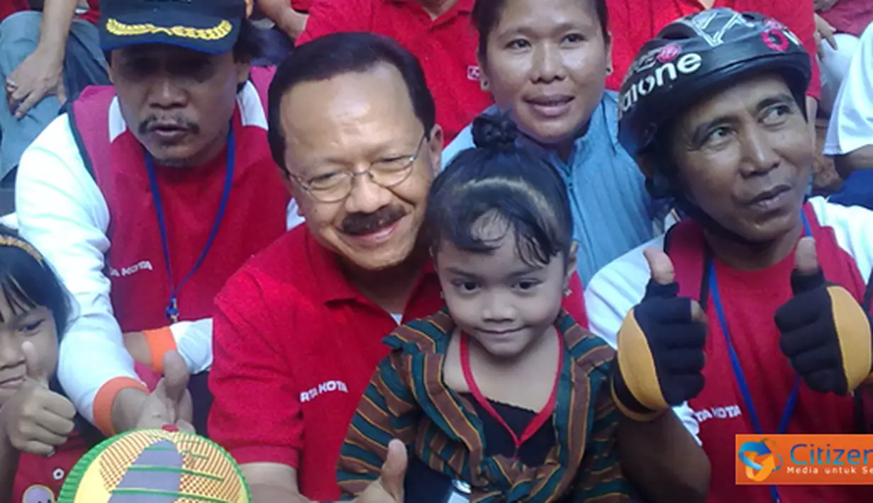 Citizen6, Kota Tua: Acara Bike to Heritage Festival Kuliner Nusantara ini dibuka oleh Gubernur DKI Jakarta, Fauzi Bowo. (Pengirim: Irwan Aprianto)