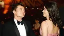 Pasangan selebriti Hollywood Katy Perry dan Orlando Bloom saat ini sedang menjalani masa liburan di Italia. Pada hari Rabu (3/8/16), Orlando melucuti semua pakaiannya hingga bugil bersama sang kekasih. (Dailymail/Bintang.com)