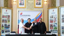 Menpora Erick Thohir bersama CdM SEA Games 2025 dan ketua KONI serta Sekjen NOC Indonesia