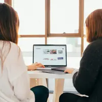 Tingkatkan fokus dan buat kerja lebih efektif dengan digital minimalism (Foto: Kobu/Unsplash)