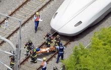 Kereta peluru Shinkansen digegerkan aksi bakar diri penumpang