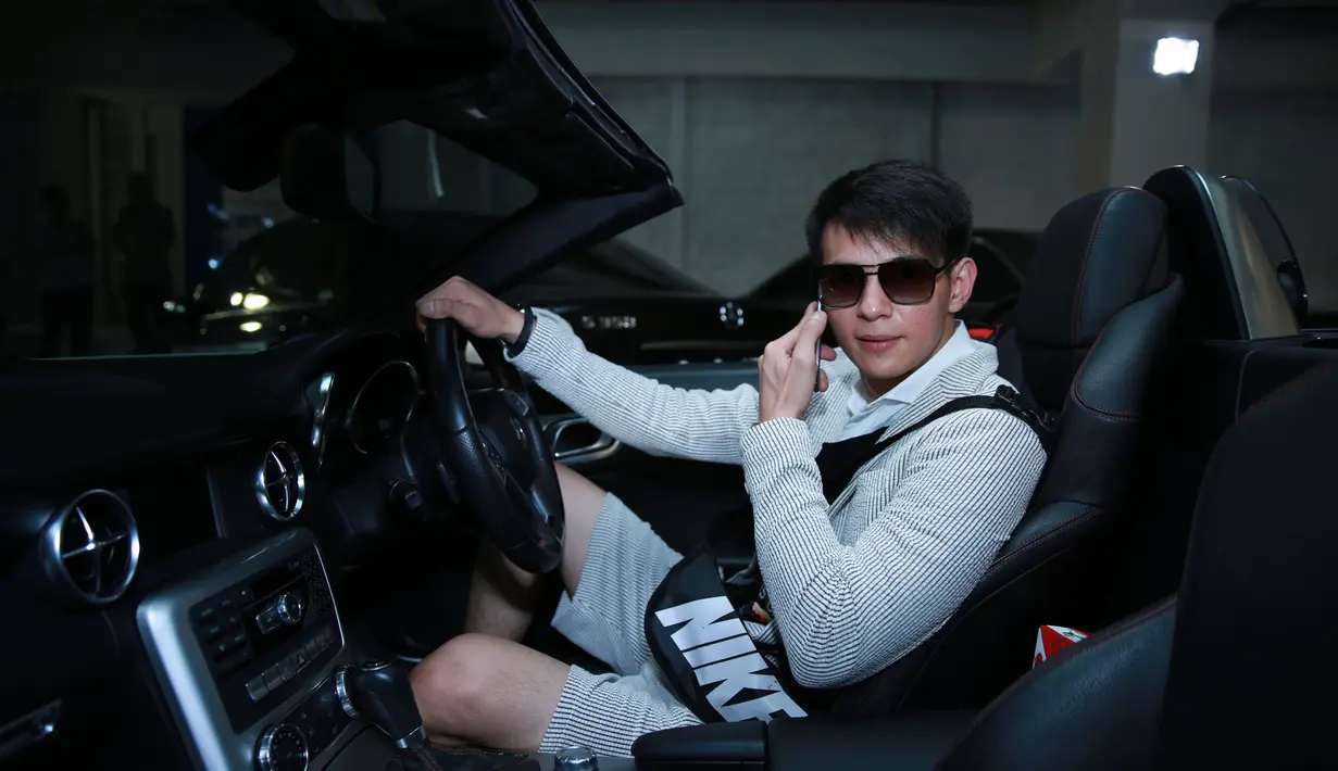 Cewek mana yang menolak jika diajak kencan oleh cowok setampan ini? (M. Akrom Sukarya/Bintang.com)