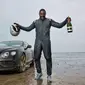 Aktor Inggris Idris Elba berhasil memecahkan rekor sebagai orang tercepat di Inggris menggunakan Bentley Continental GT (Foto: Egmcartech)