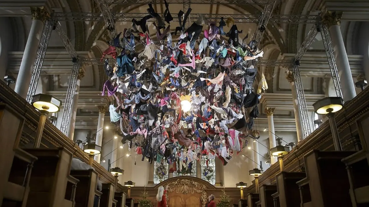 Instalasi Seni