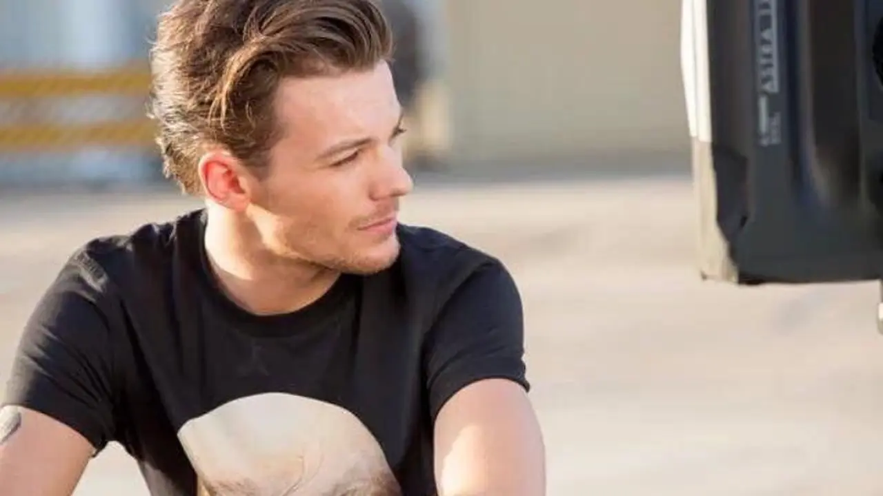 [Bintang] Louis Tomlinson