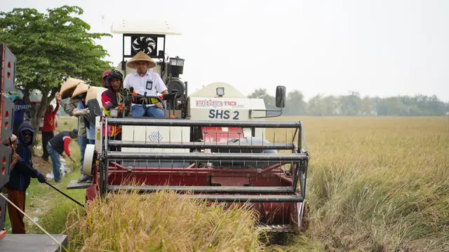 PT Pupuk Indonesia (Persero) berhasil meningkatkan produktivitas pertanian melalui penerapan teknologi presisi "PreciX"