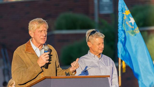 William 'Bill' Weld (kiri) (Darron Birgenheier / Wikimedia)