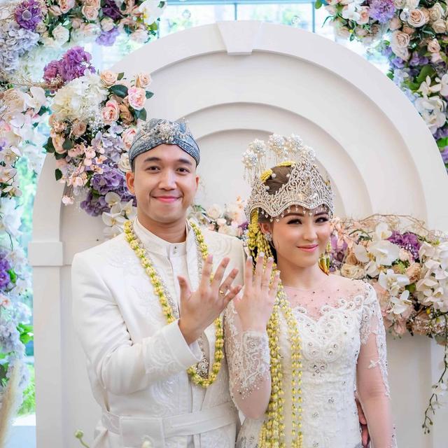 Potret Pernikahan 6 Eks Anggota JKT48, Stefi Dipersunting Pria Asal Jepang