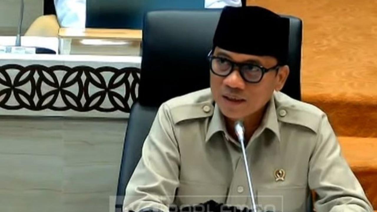 VIDEO: Momen Lasarus PDIP Semprot Mendes Yandri Masalah Desa Dalam Hutan "Kurang Kerjaan Saja"