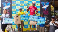 Ketut Agus menjadi pemenang seri ketiga Rip Curl Gromsearch 2017 kategori U-16 putra. (Rip Curl)