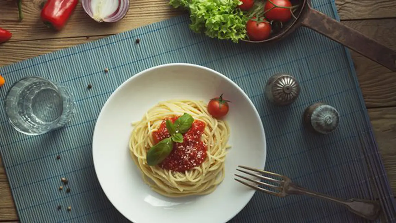 Ilustrasi spaghetti./Copyright unsplash.com/ola mishchenko