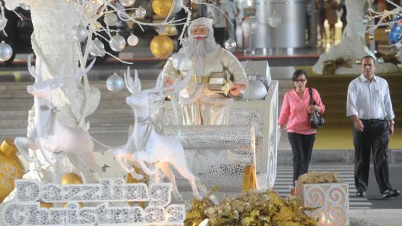 Pernak-pernik Natal hiasi Mal Grand Indonesia