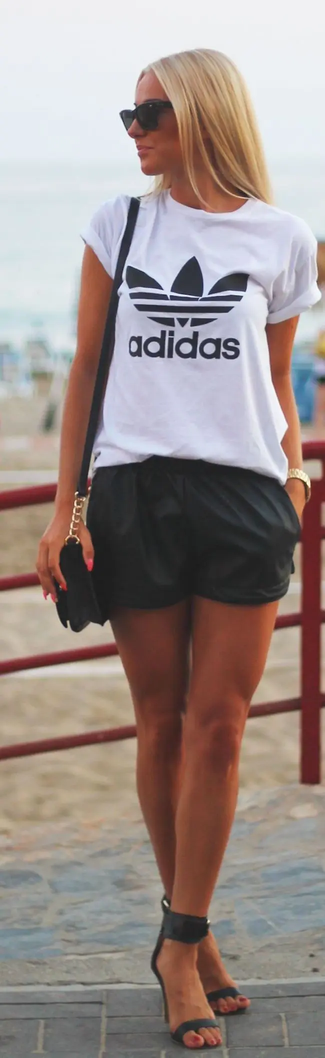 Penampilan kece saat ke TPS. (pinterest)