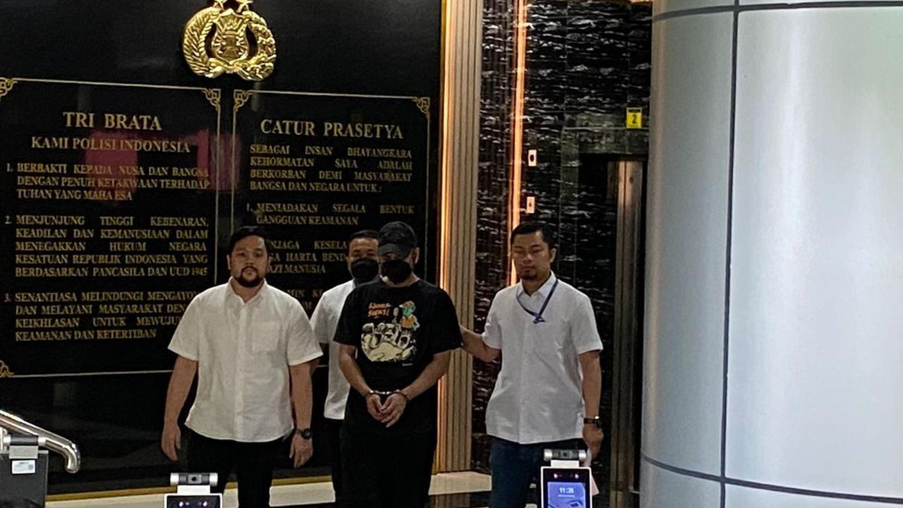 Polisi menemukan narkoba saat menangkap Rio Reifan di kediamannya Kawasan Jatinegara, Jakarta Timur, Jumat (26/4) lalu.<br>