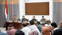 Cak Thoriq Bakal Tertibkan Stockpile Pasir Ilegal di Lumajang