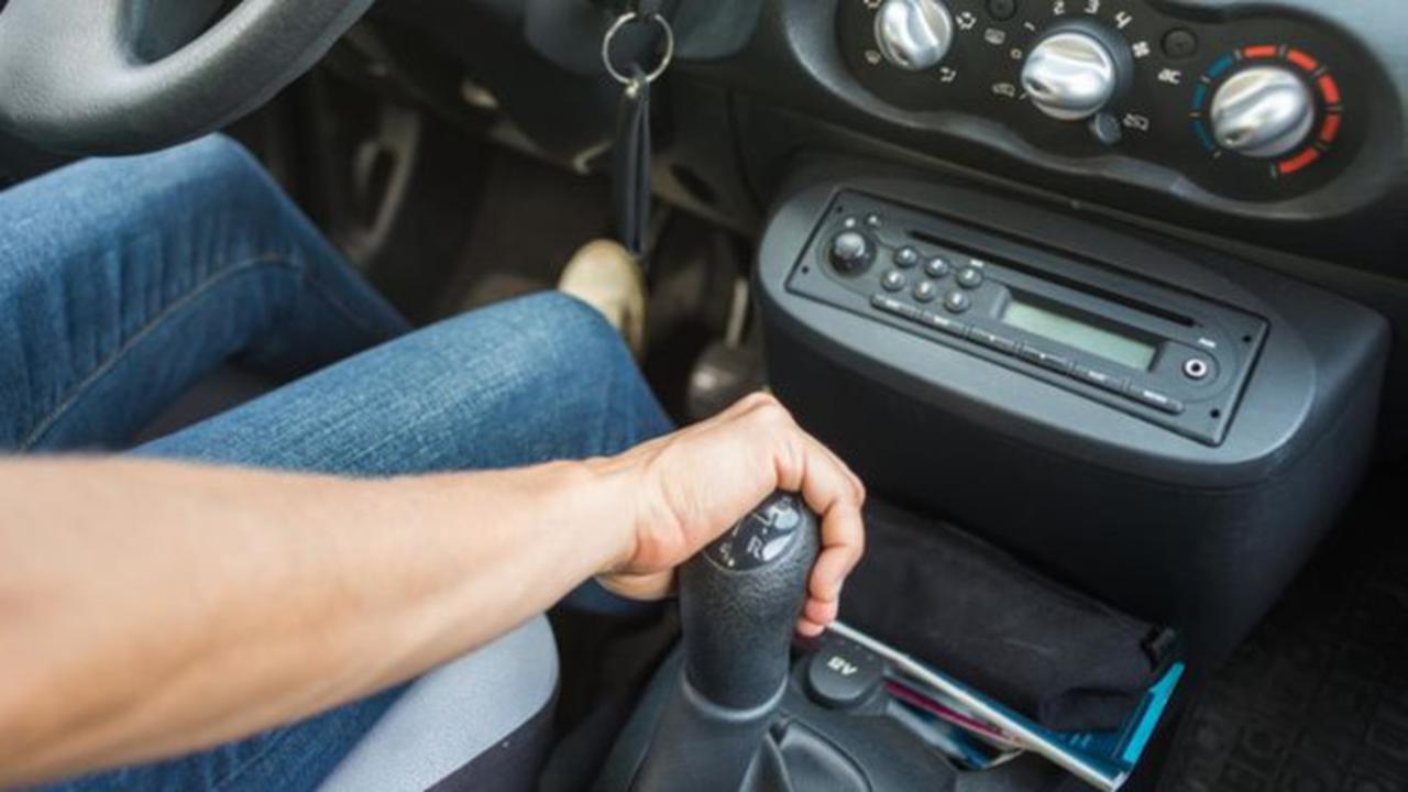 Cara Meningkatkan Deselerasi pada Mobil Manual untuk Performa Terbaik