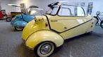 Foto pada 8 Juli 2020 menunjukkan koleksi mobil klasik "mini" yang dipamerkan di aula rumah lelang Dorotheum di Wina, Austria. Rumah lelang Austria, Dorotheum, di Wina akan mengadakan lelang mobil-mobil klasik "mini" pada Jumat (10/7) mendatang. (Xinhua/Guo Chen)