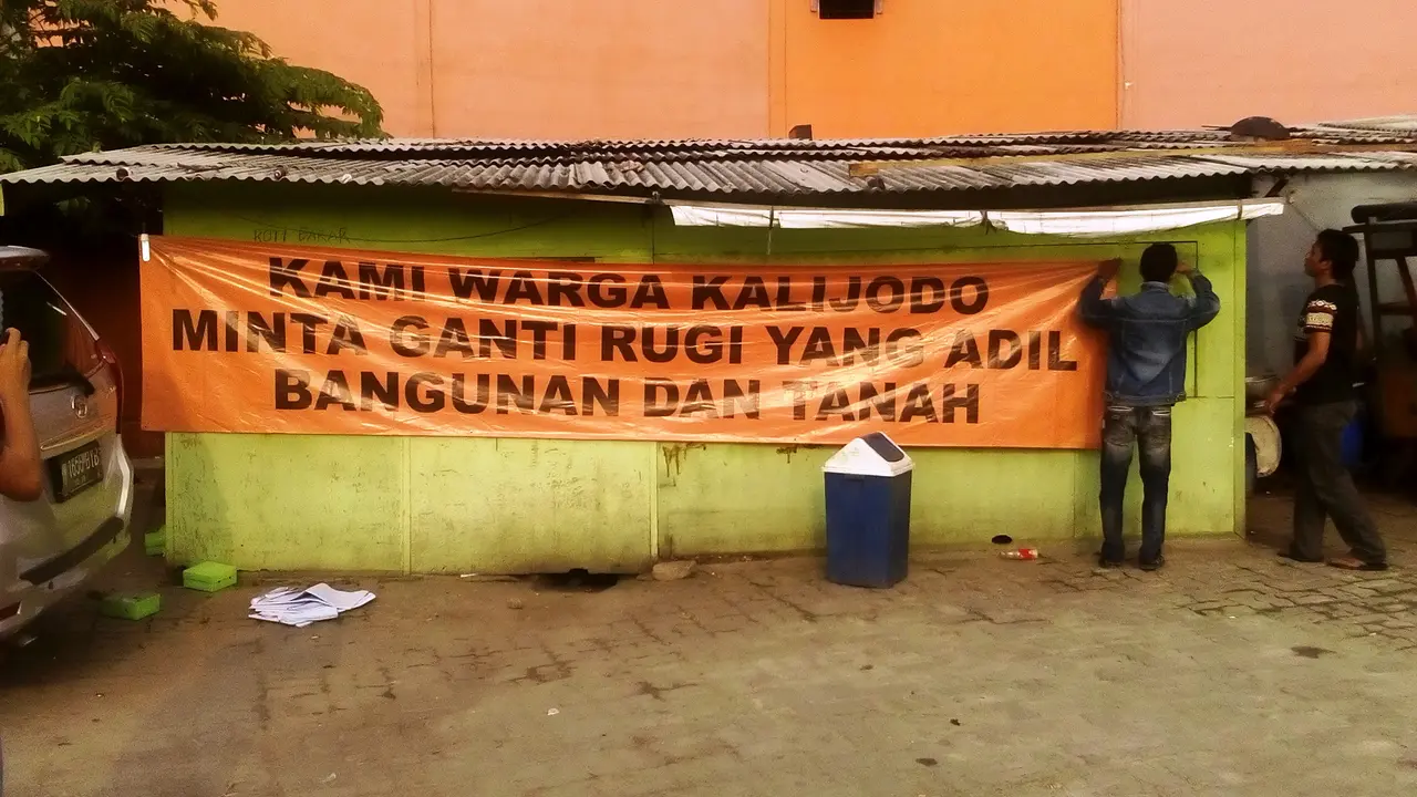 20160218-kalijodo-jakarta-spanduk 2