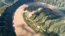 Foto dari udara yang diabadikan pada 10 September 2020 ini memperlihatkan pemandangan Sungai Kuning di Wilayah Yanchuan, Provinsi Shaanxi, China barat laut. (Xinhua/Shao Rui)