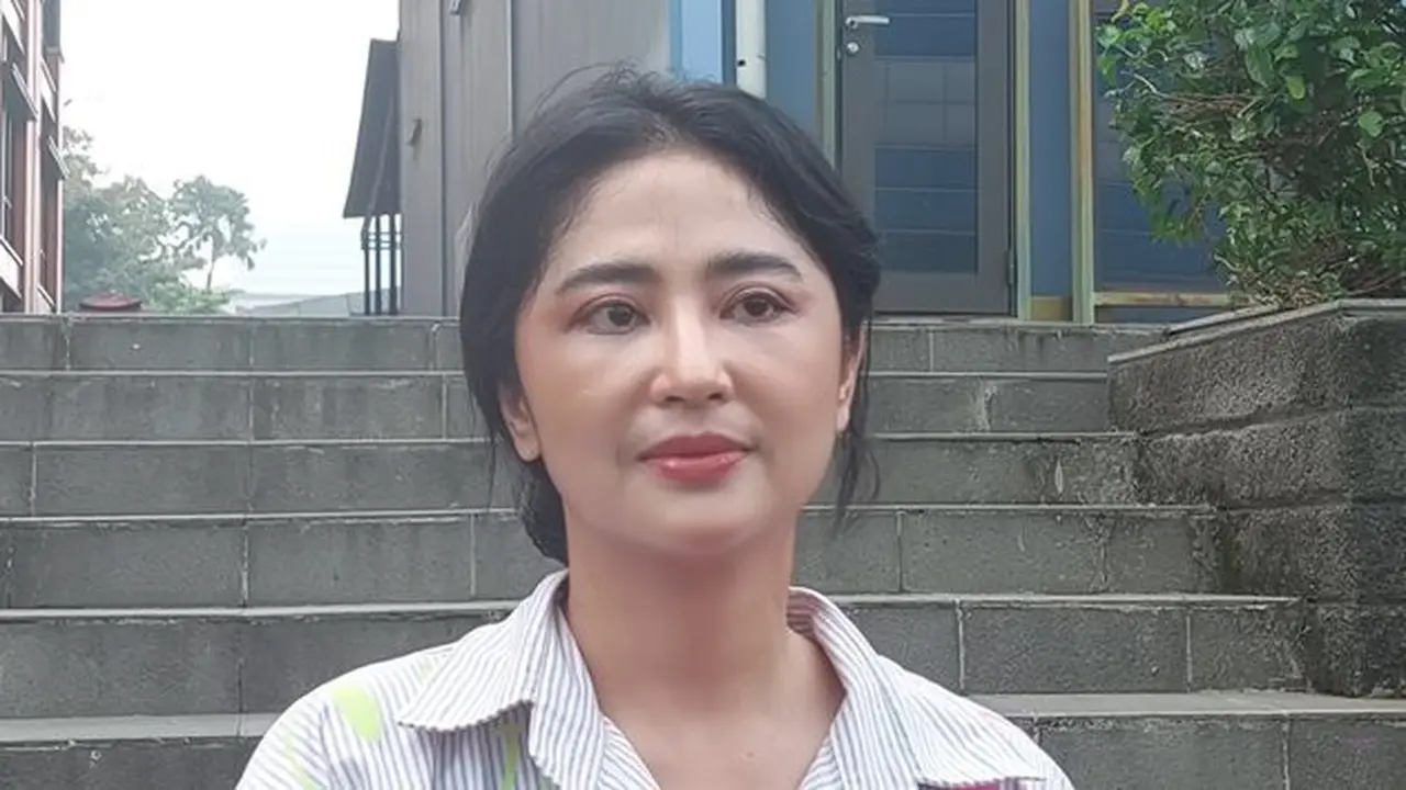 [Fimela] Dewi Perssik