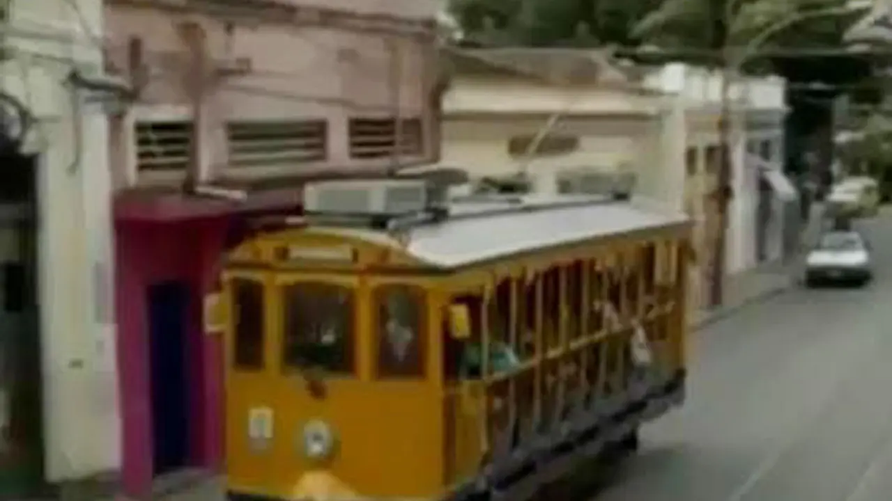 Trem Kayu