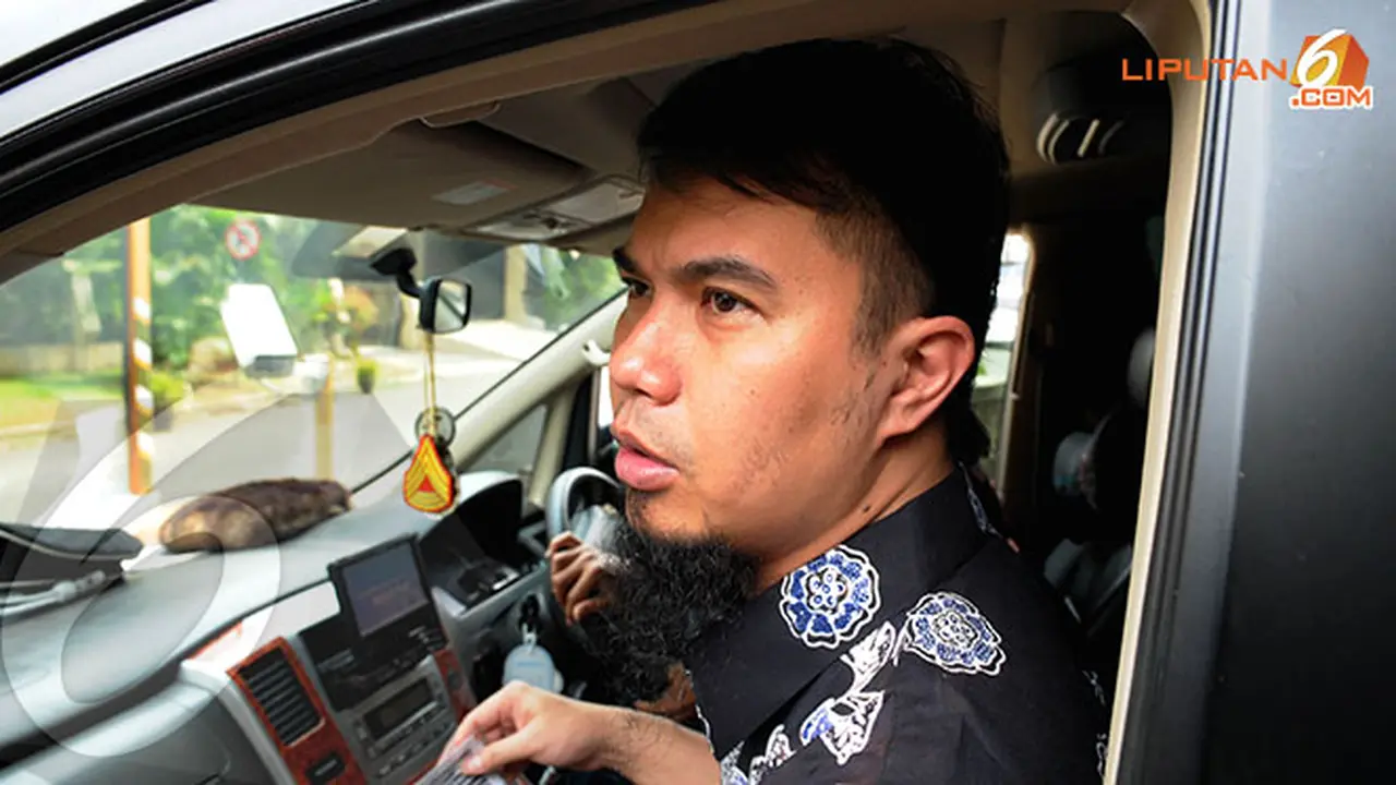ahmad-dhani-2-130911b.jpg
