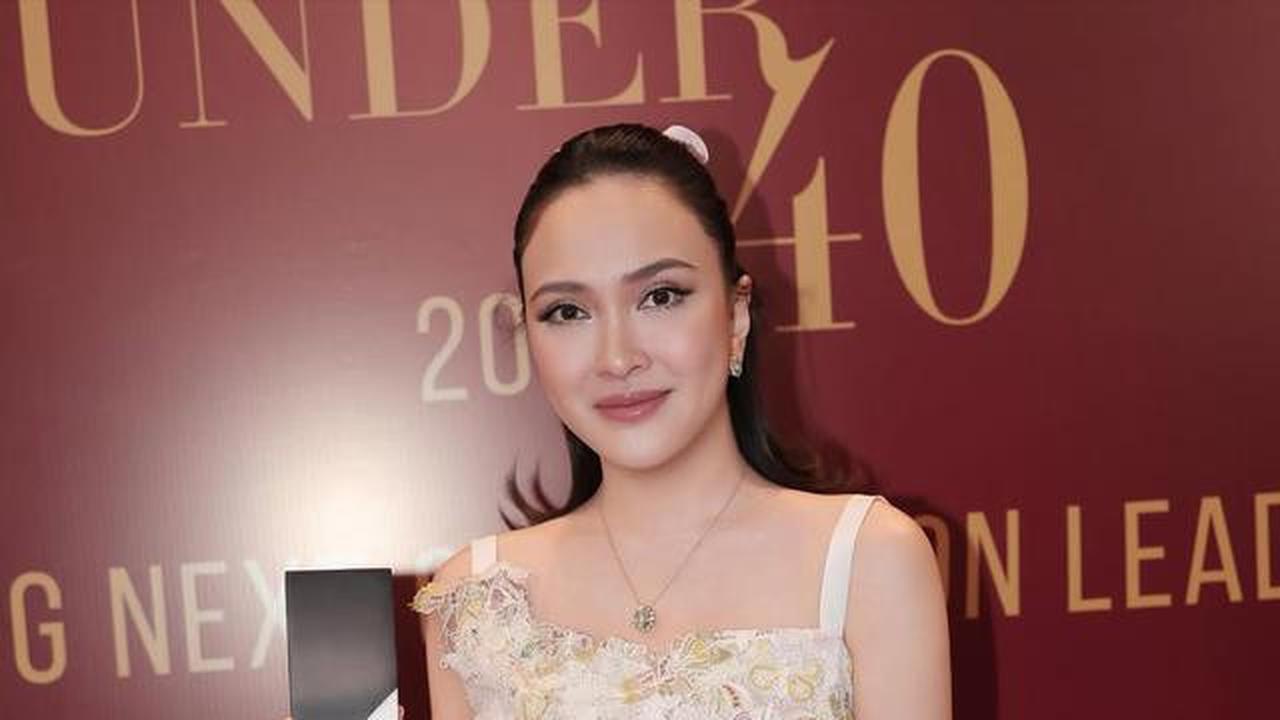 7 Inspirasi Dress Natal ala Shandy Aulia, Tampil Elegan dan Menawan di Setiap Momen Perayaan