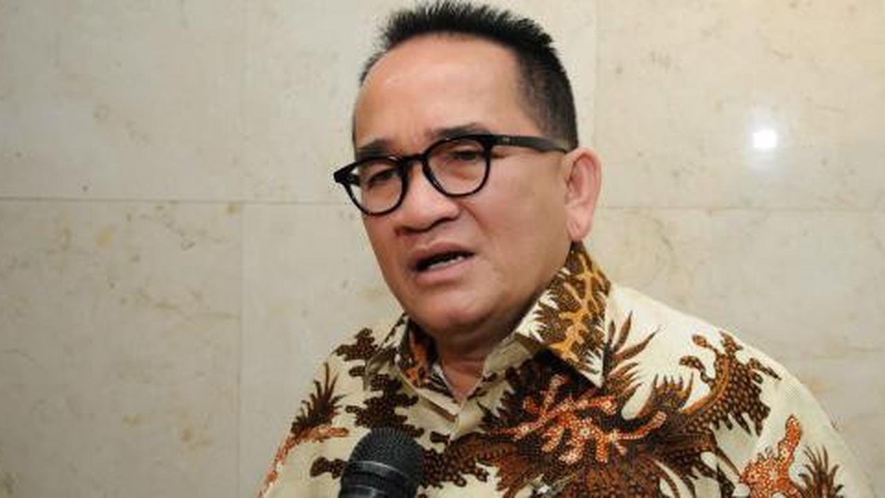 Ruhut: Jangan serang Dahlan, nanti makin tenar jadi capres