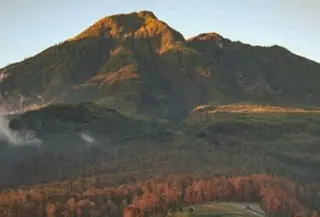 Gunung Lawu. (dok.Instagram @lawumountain/https://www.instagram.com/p/CR7hXf0JLxv/Henry)