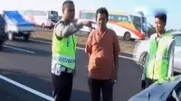 Mobil Pemudik Tabrak Sapi di Tol Cipali