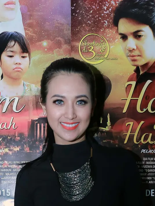 Sylvia Fully, salah satu pemain utama film ‘Harim di Tanah Haram’. (Galih W. Satria/Bintang.com)